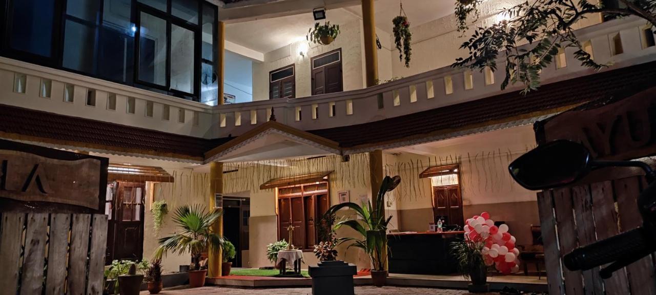 Vedha Ayurvedic Panchakarma Treatment Centre Hotel Alappuzha Bagian luar foto